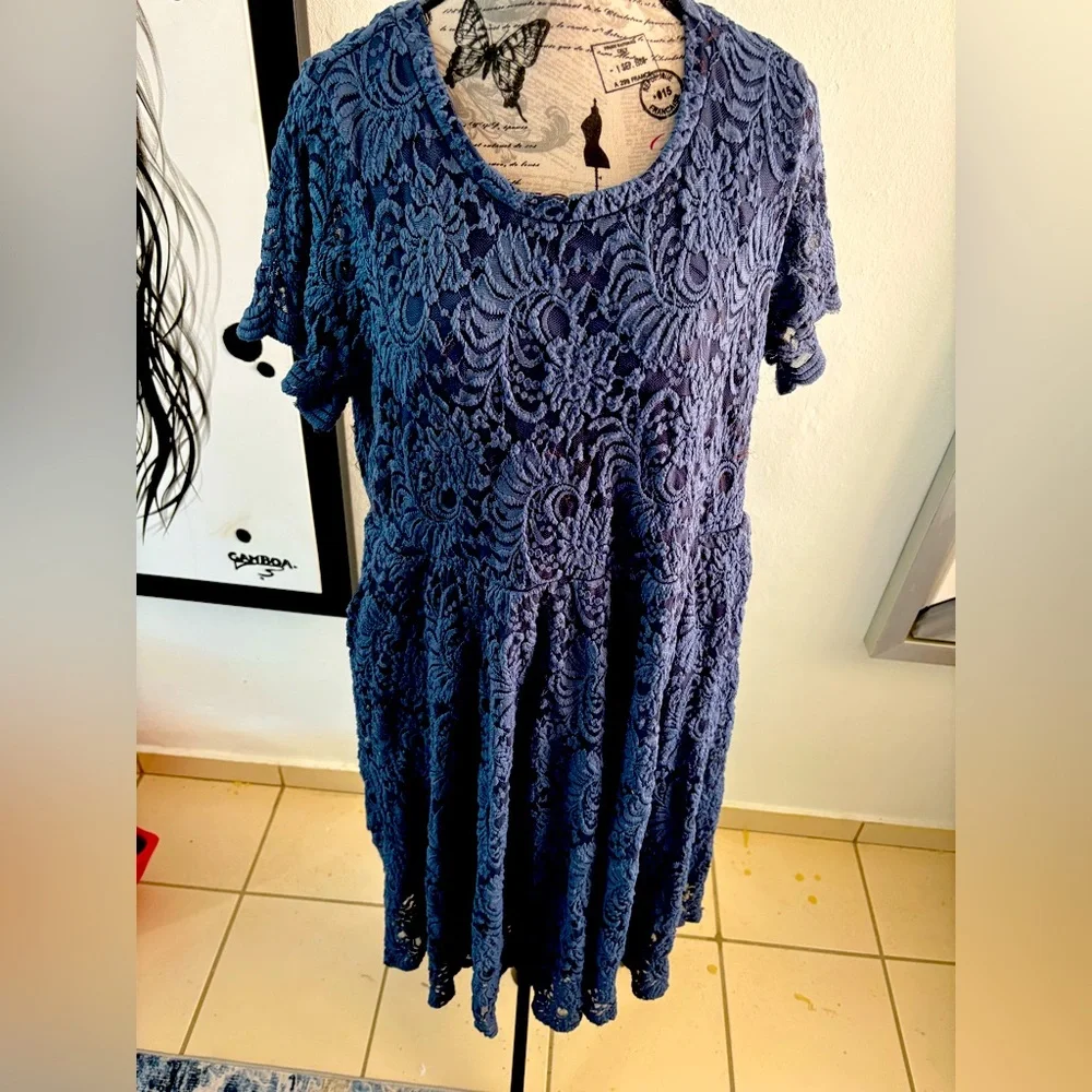 Bundle 2 for $30. Torrid Blue Ruffled Midi Dress. Size 3XL. - Picture 1 of 6